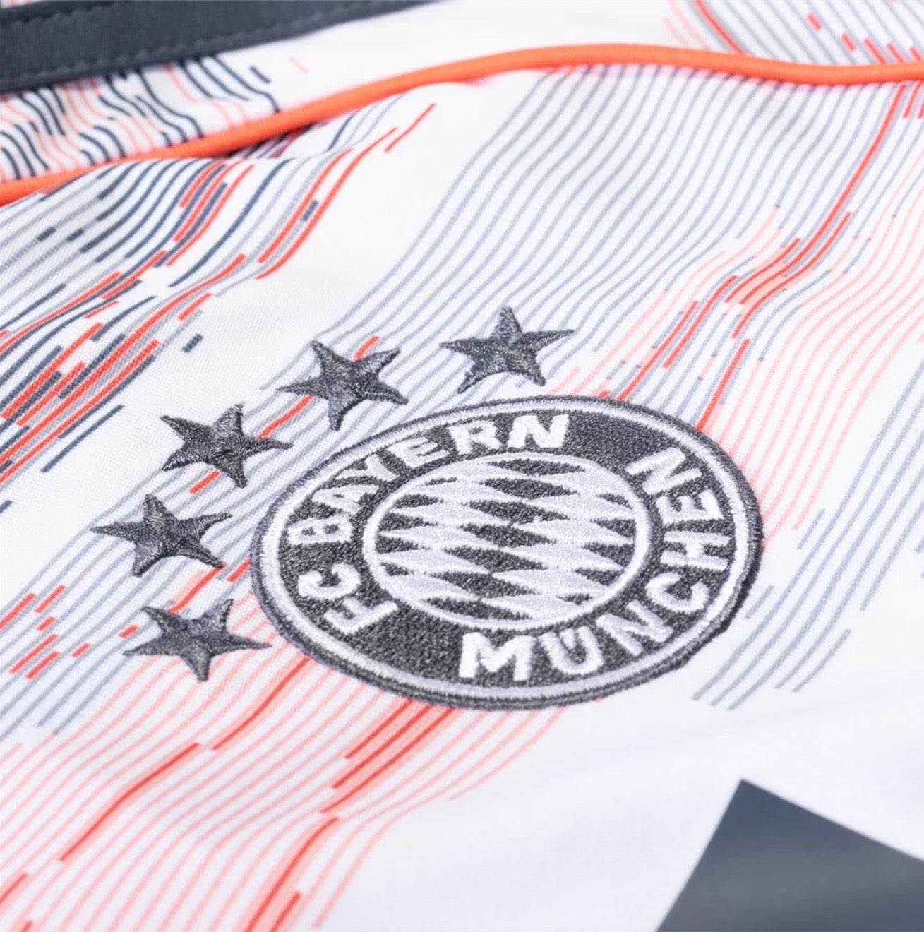 Youth Bayern Munich 25/26 
Away Jersey