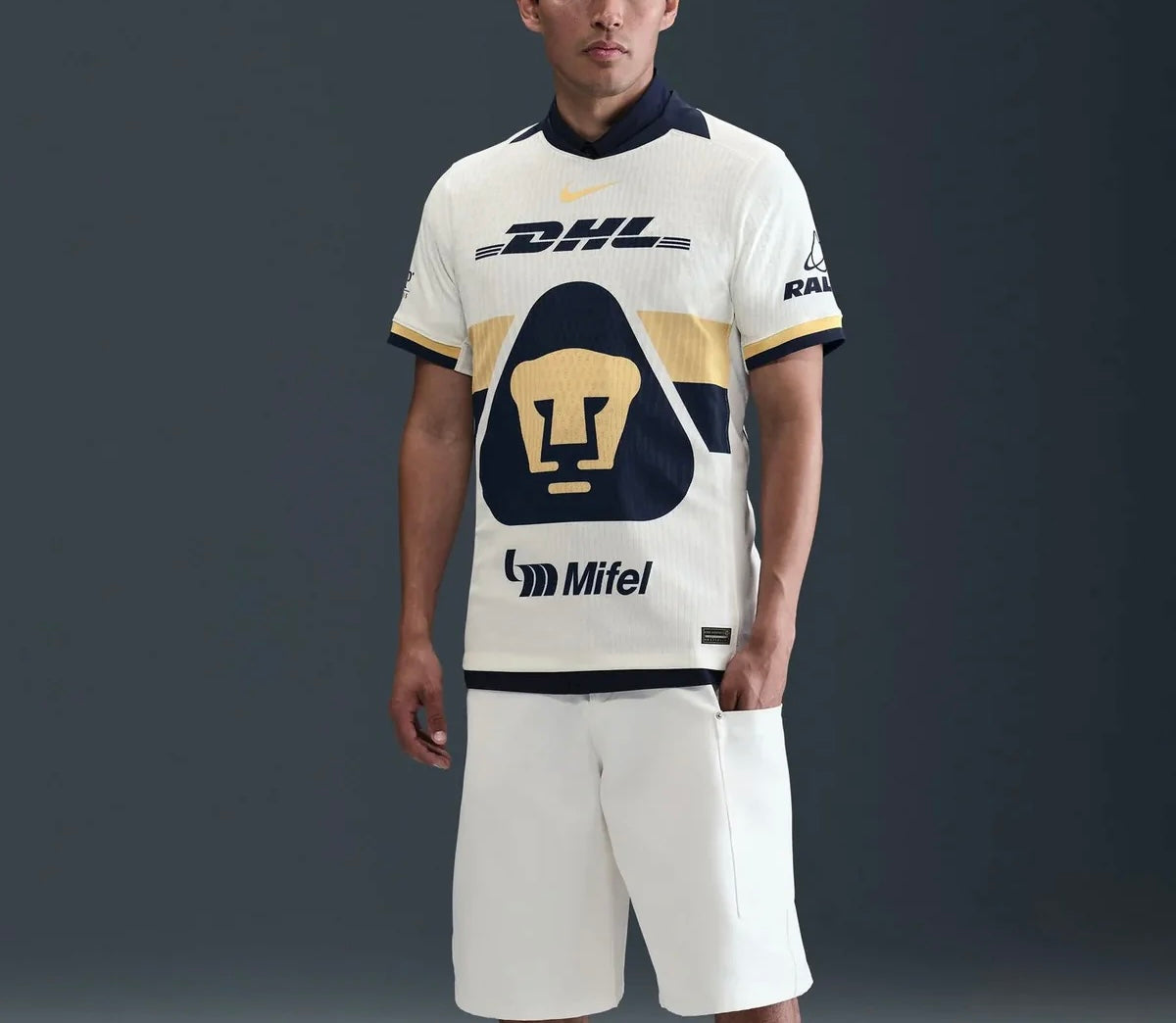 Men’s Pumas UNAM 25/26 Home Jersey Fan Version