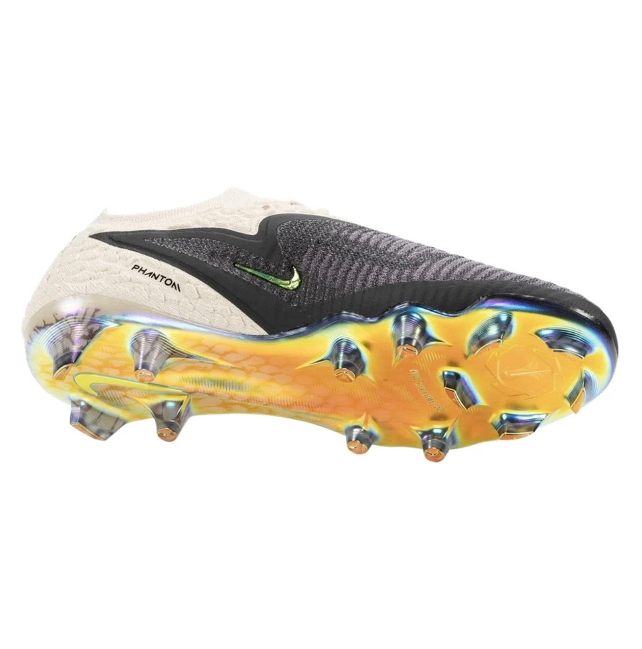 Nike Phantom 6 Low Elite Kobe SE FG
Firm Ground Soccer Cleat