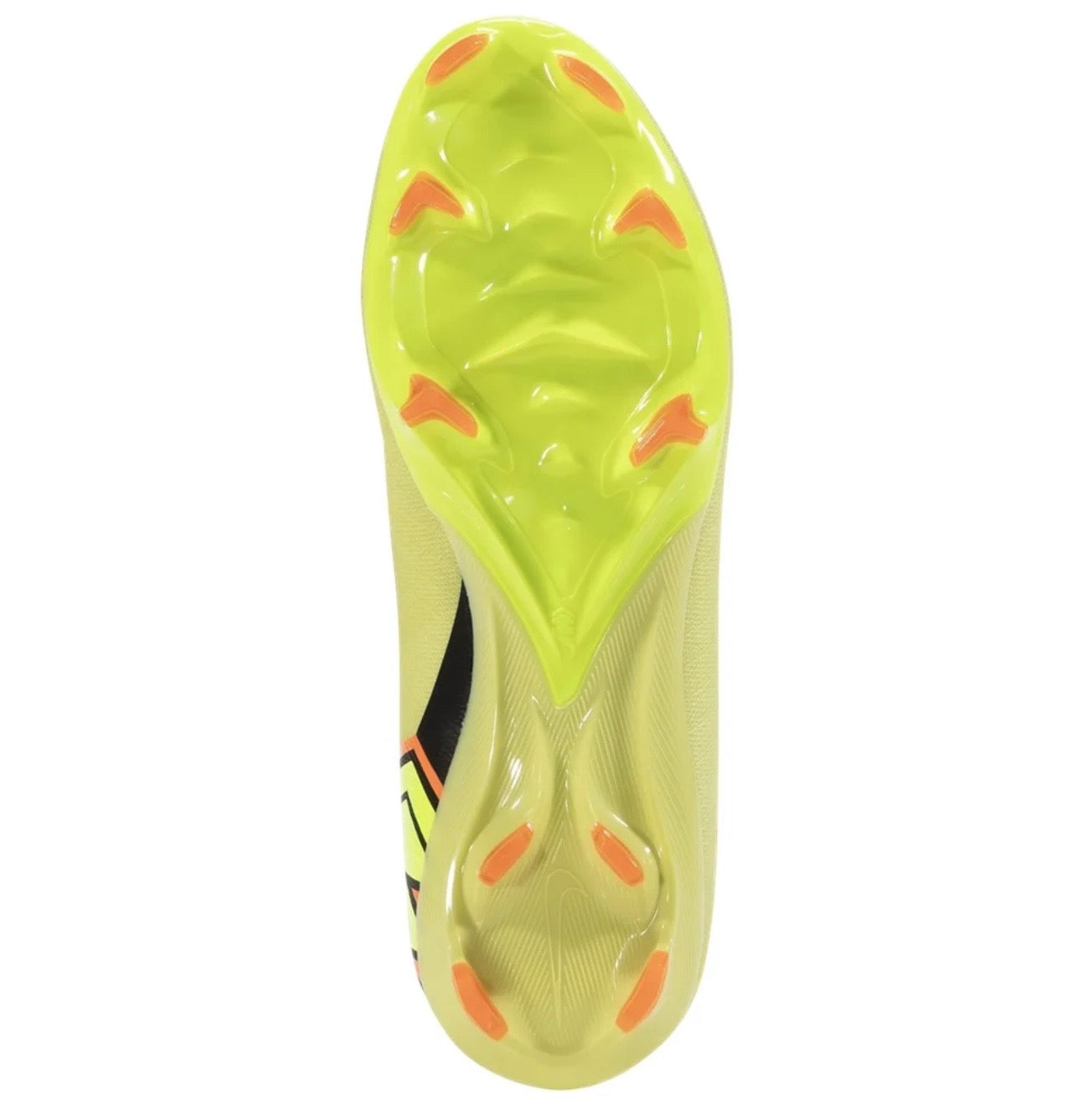 Nike Zoom Mercurial Vapor 16 Pro FG
Firm Ground Soccer Cleat
Limelight/Volt/Hyper Crimson