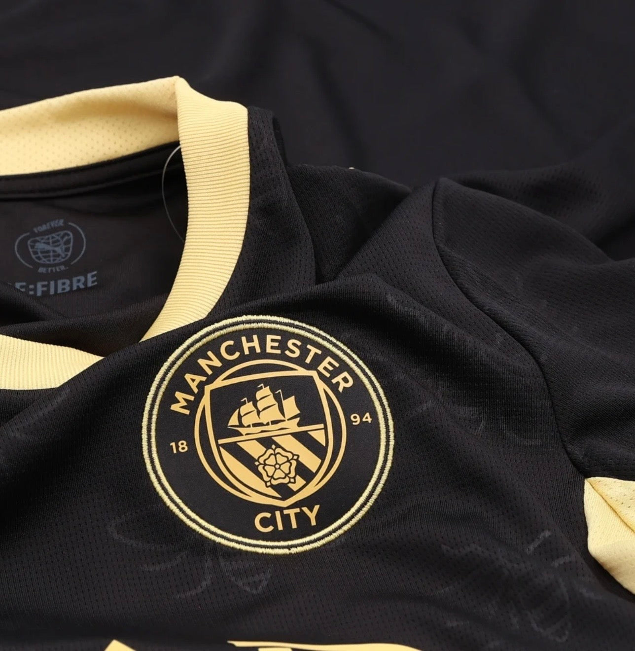 Men’s Replica Manchester City 26/27 Away Jersey