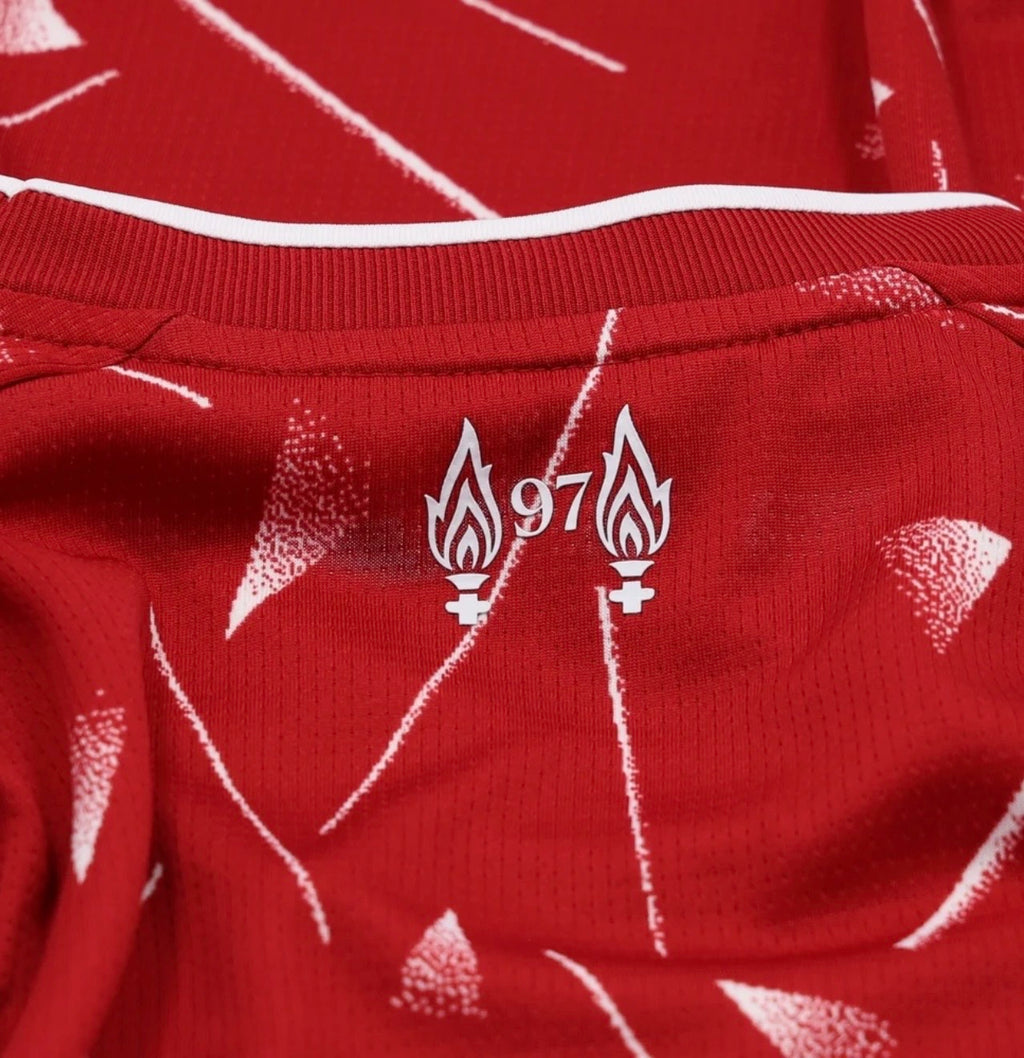 Men’s Replica Liverpool 26/27 Home Jersey Long Sleeve