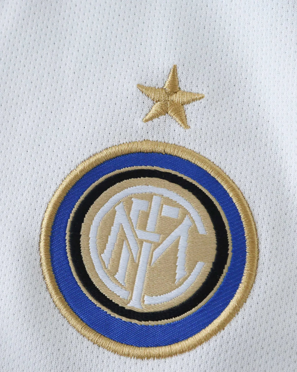 Kid’s Inter Milan 2010/11 Away Kit Retro