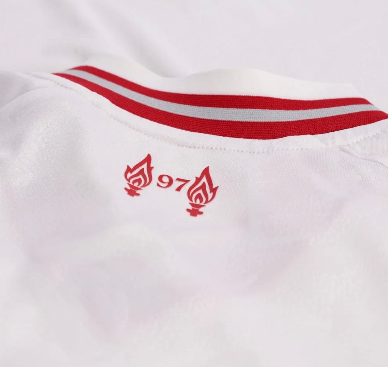 Kid’s Replica Liverpool 26/27 Away Jersey