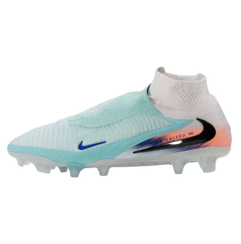 Nike Phantom 6 Elite High FG Firm
Ground Soccer Cleat
Pistachio Frost/Hyper Orange