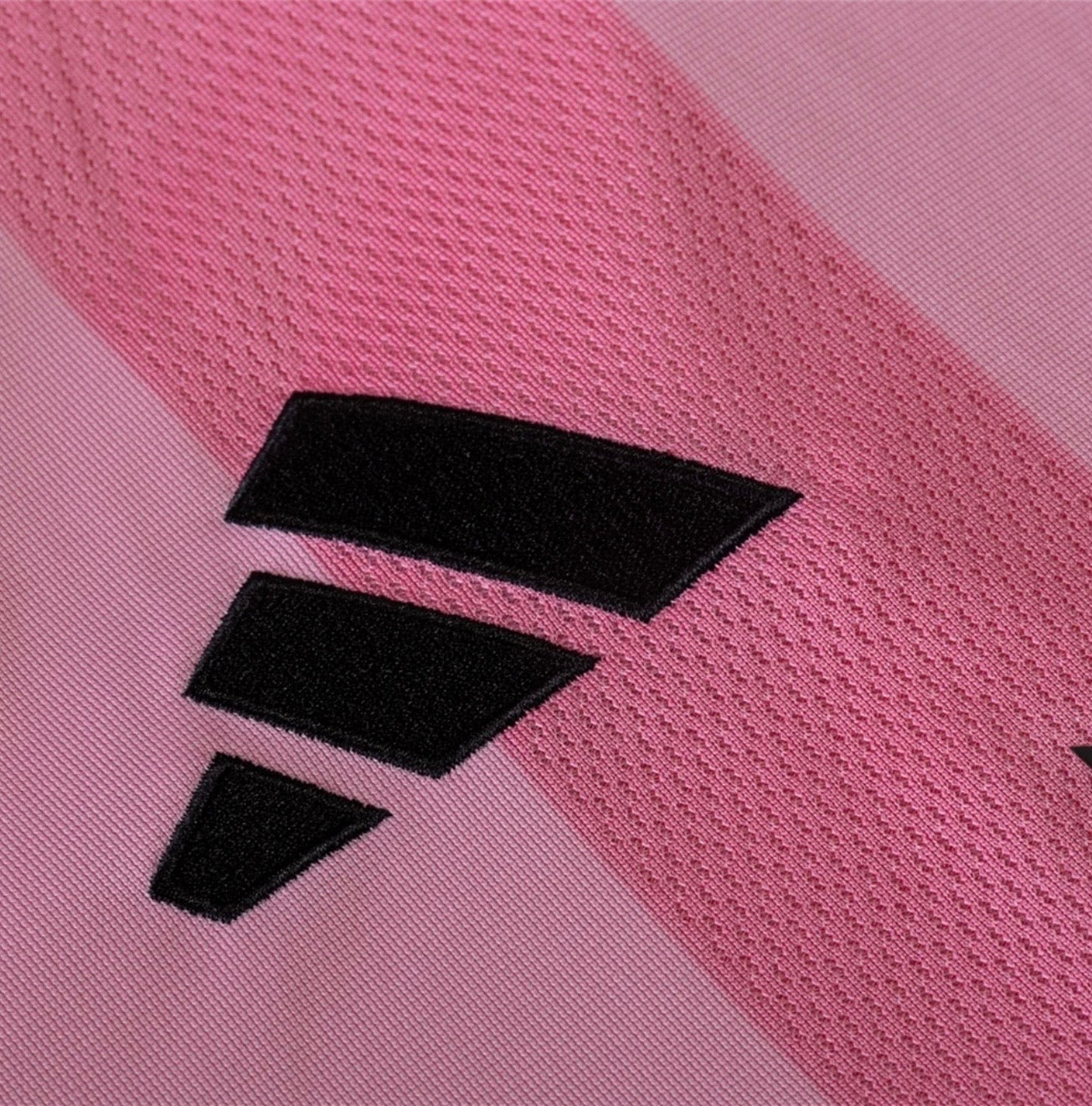 Men's Inter Miami 25/26 Home
Jersey Fan Version