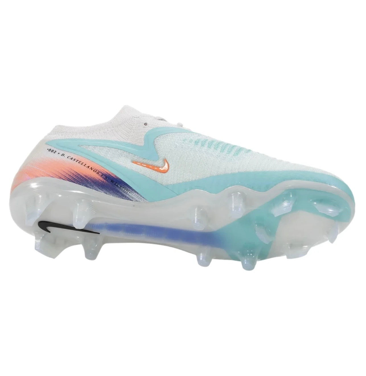 Nike Phantom 6 Low Elite FG Firm
Ground Soccer Cleat
Pistachio Frost/Hyper Orange