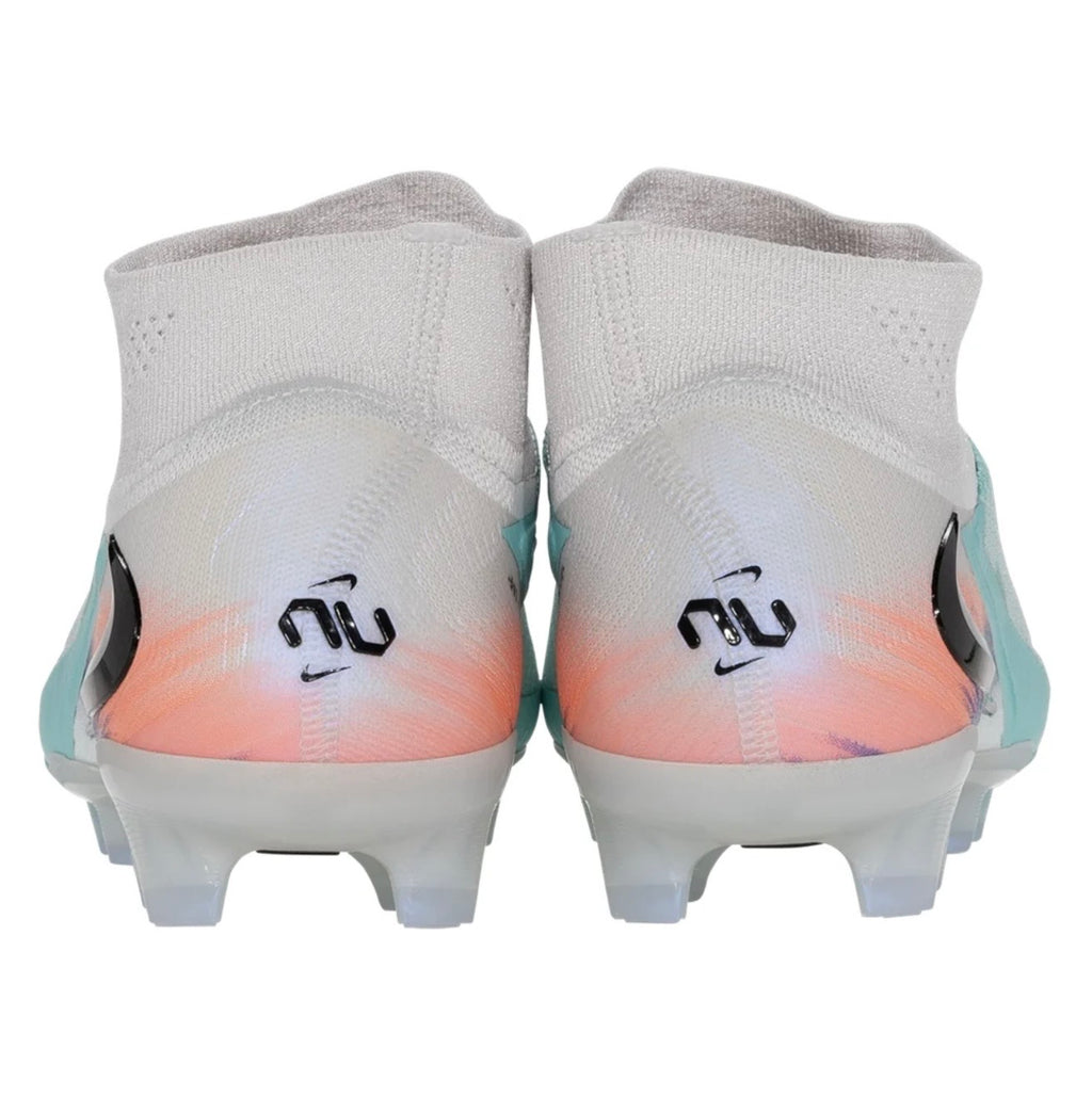 Nike Phantom 6 Elite High FG Firm
Ground Soccer Cleat
Pistachio Frost/Hyper Orange