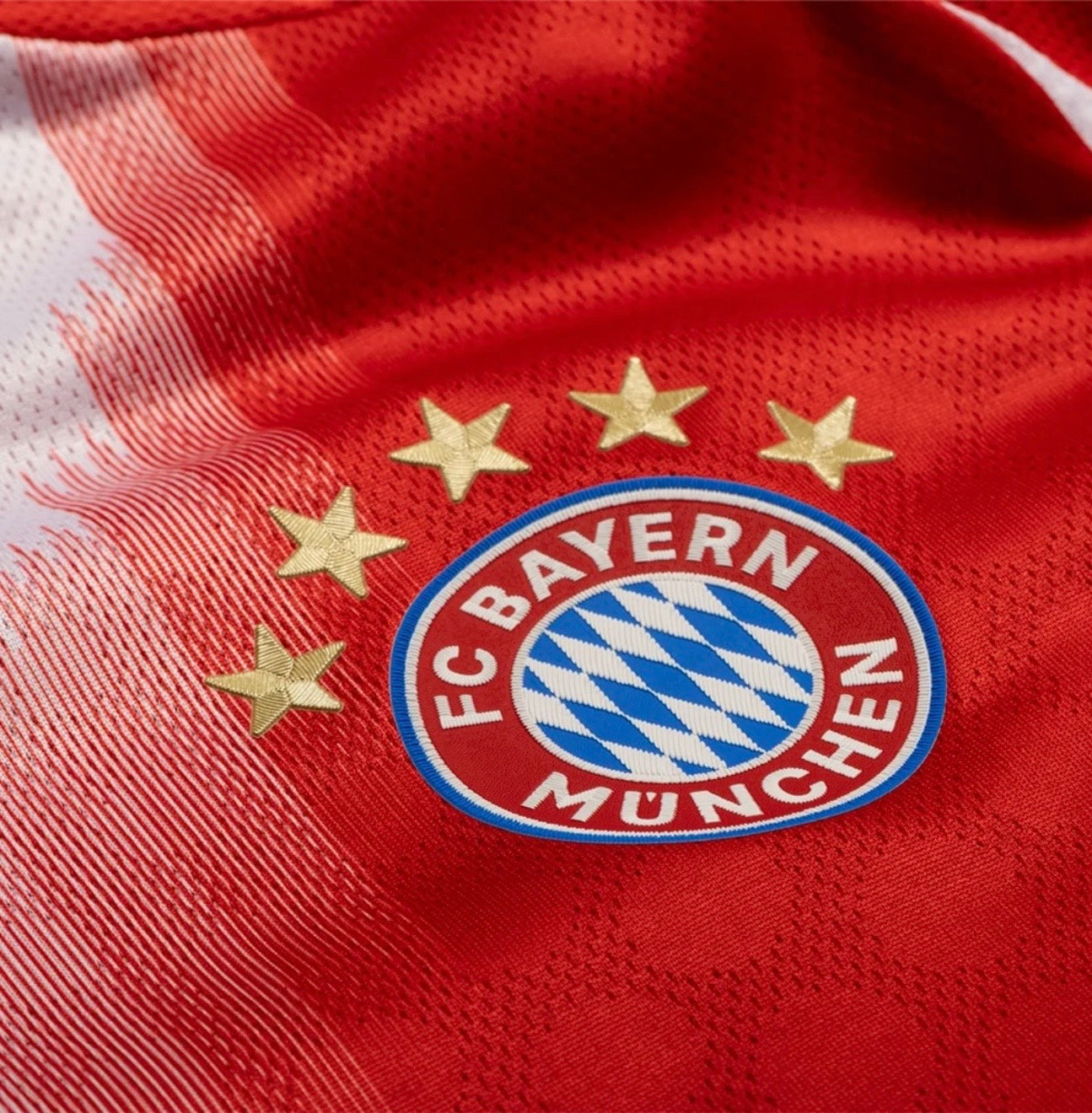Men’s Bayern Munich 25/26 
Home Jersey Player Version