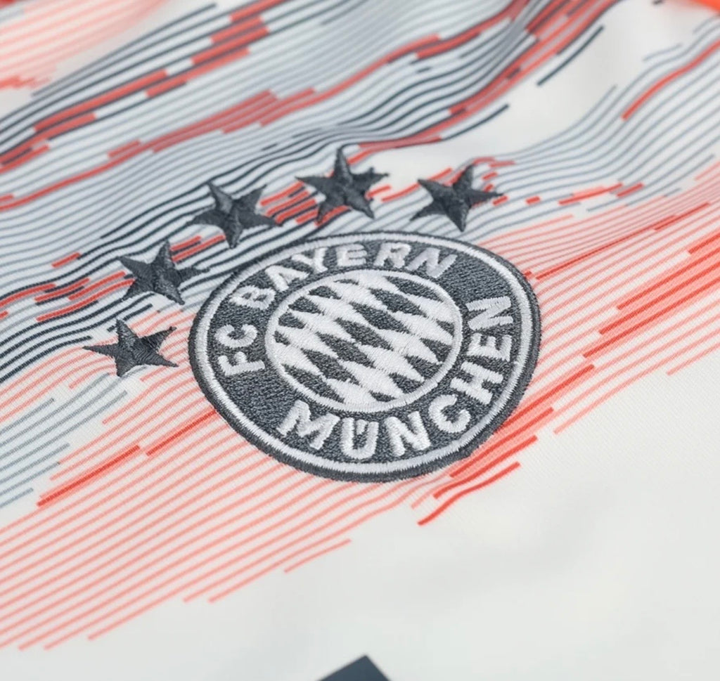 Women's Bayern Munich 25/26 
Away Jersey Fan Version