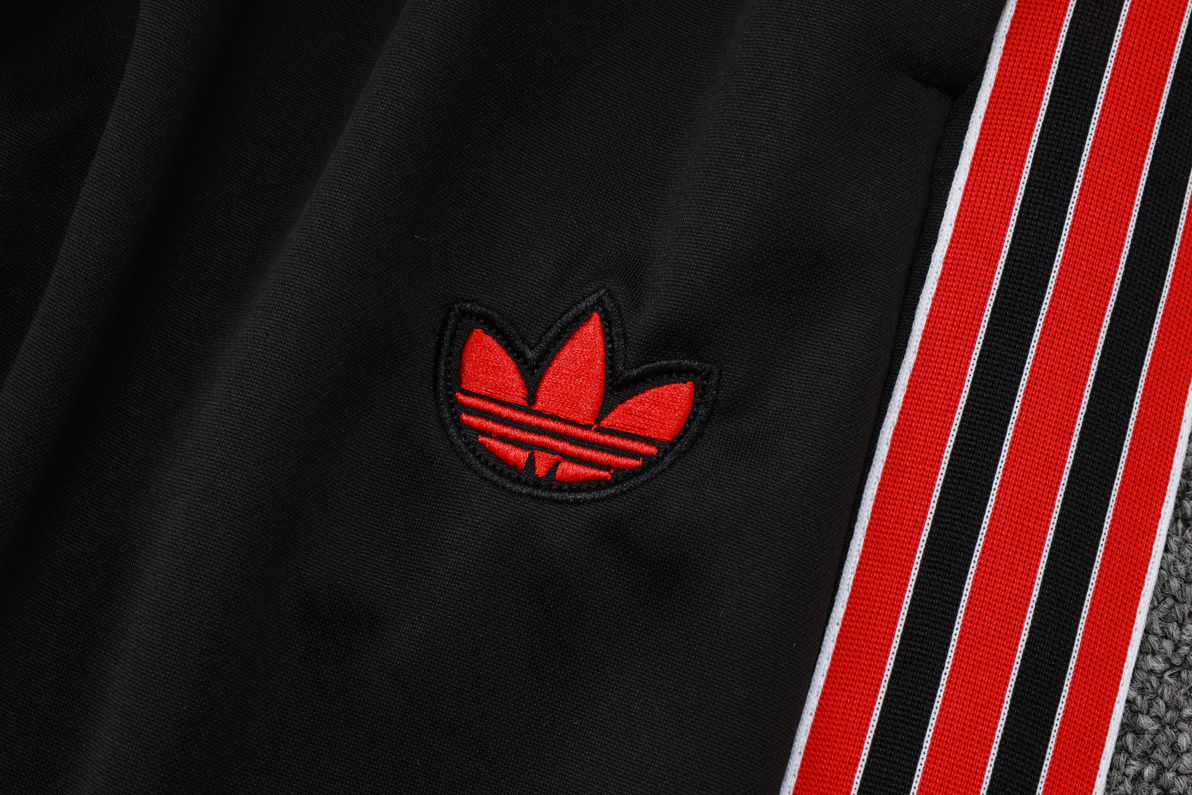 Men’s Manchester United Training Tracksuit Black/Red