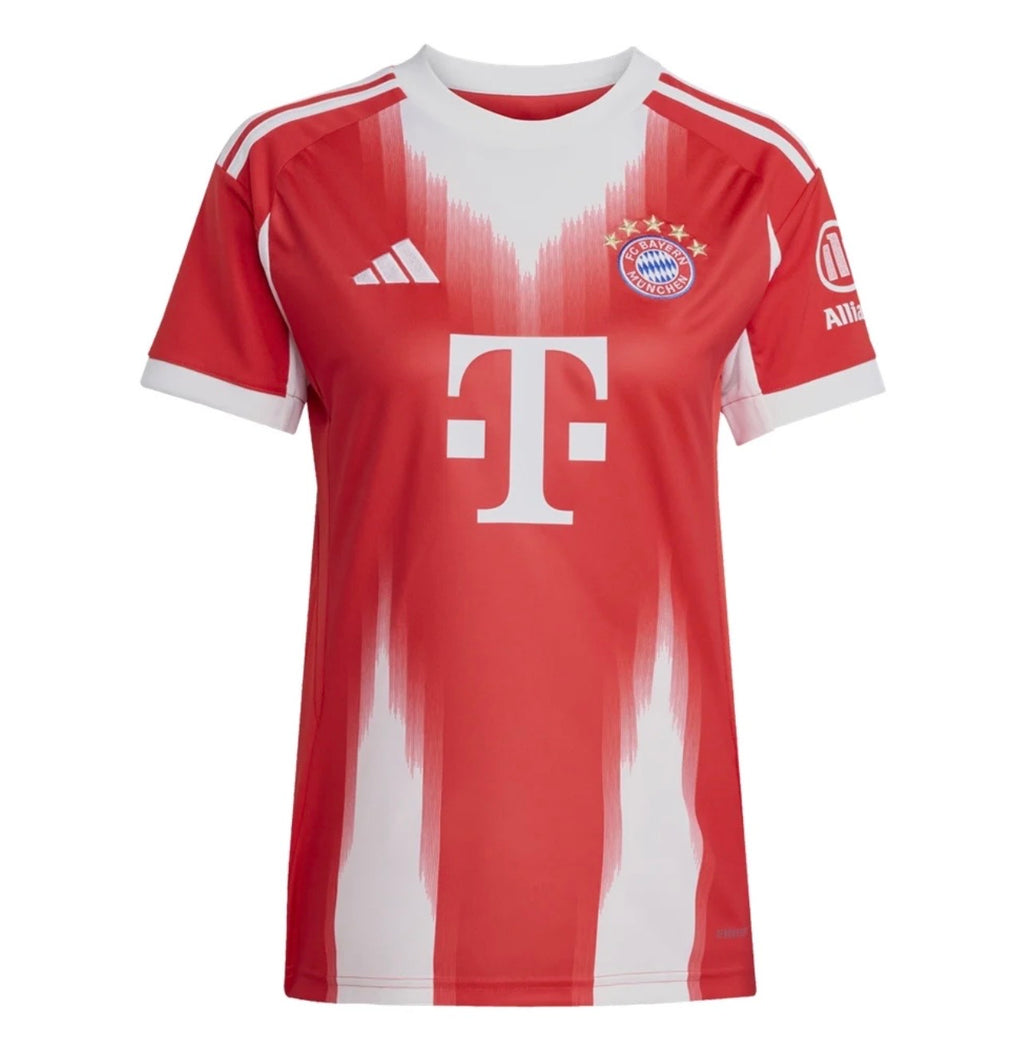 Women's Bayern Munich 25/26
Home Jersey Fan Version