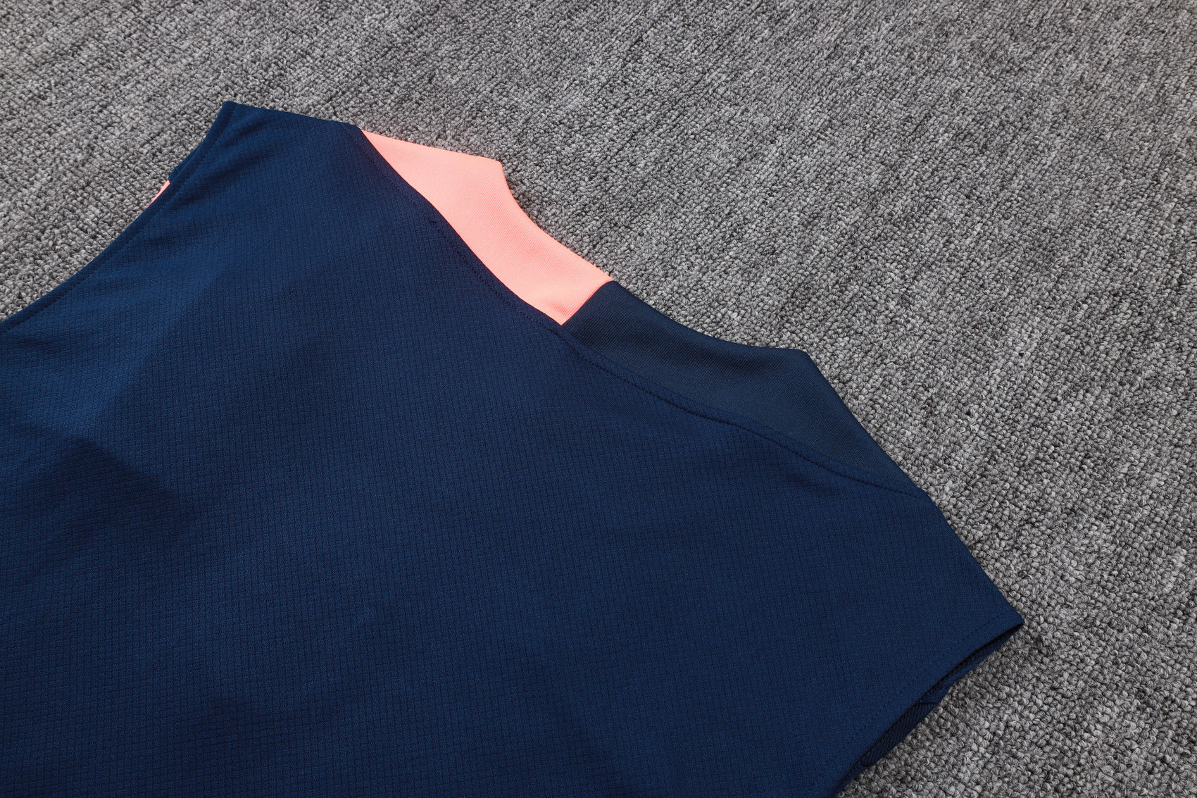 Men’s FC Barcelona Training Vest Navy Blue/Light Pink