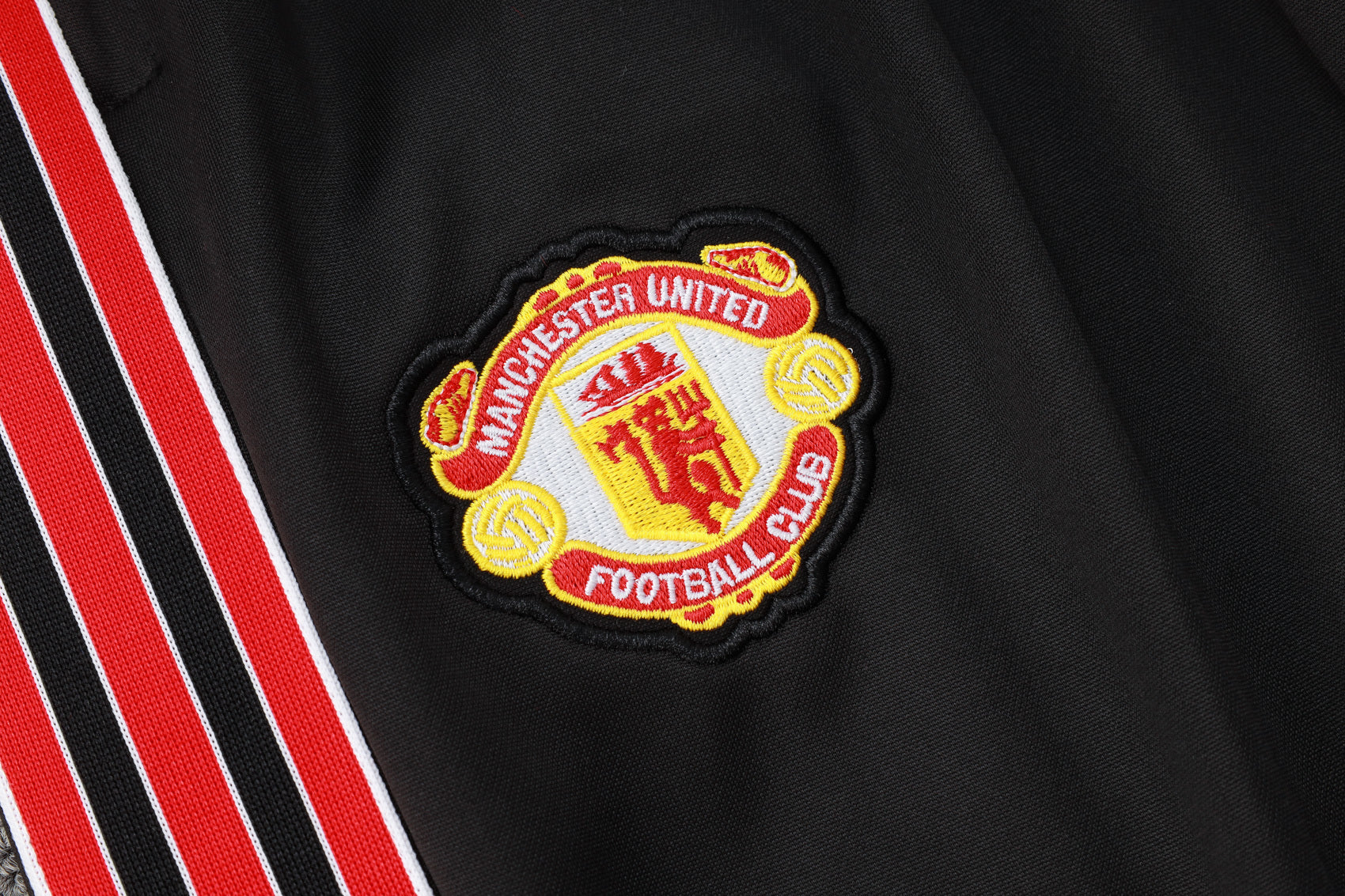 Men’s Manchester United Training Tracksuit Black/Red