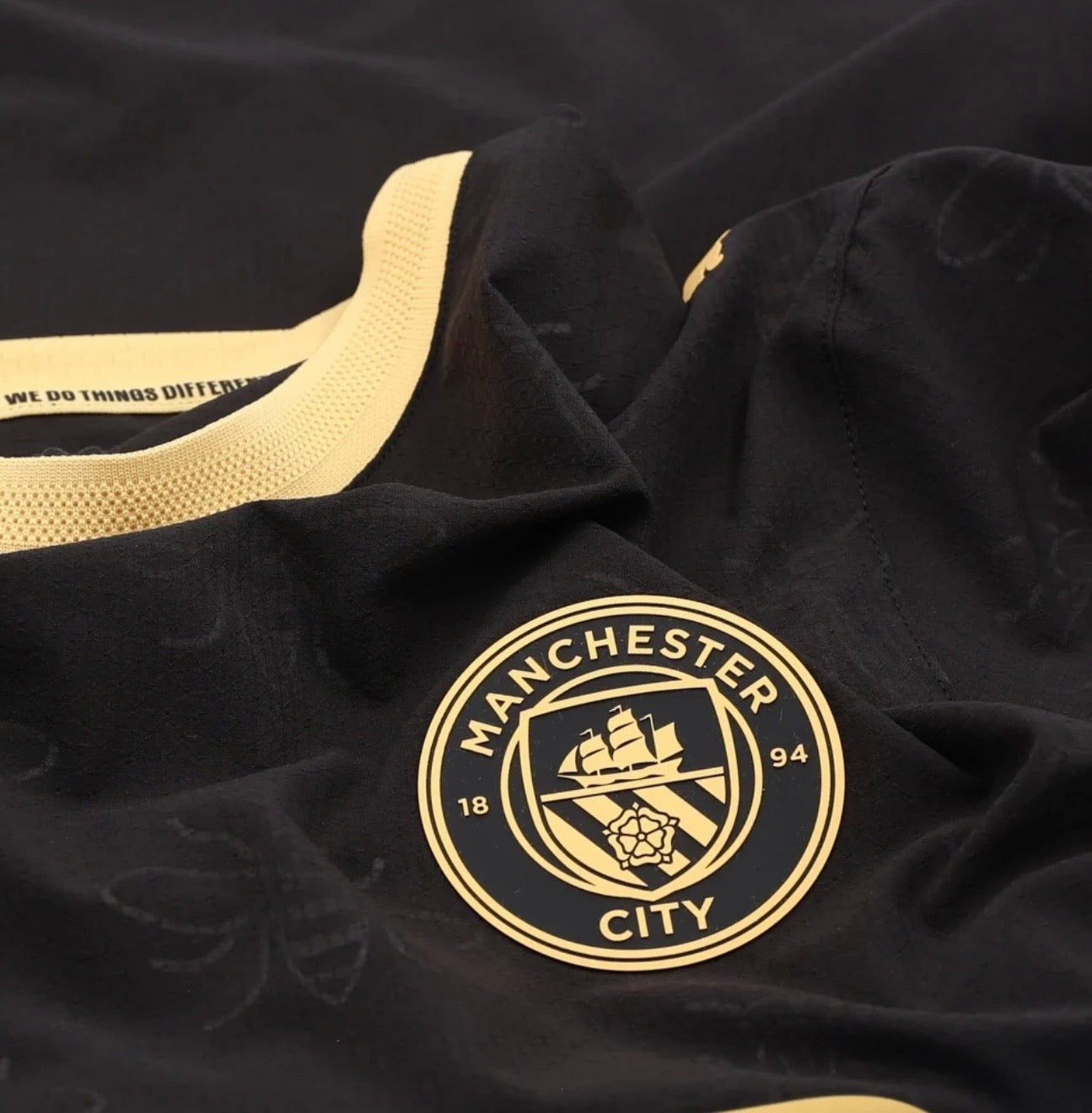 Men’s Authentic Manchester City 26/27 Away Jersey