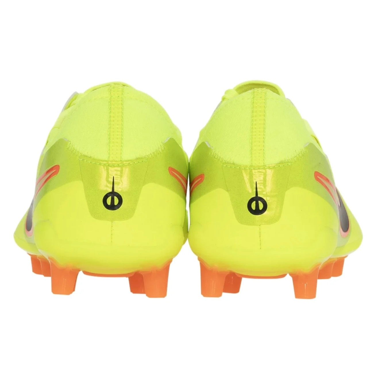 Nike Tiempo Legend 10 Pro AG Pro
Artificial Grass Soccer Cleat
Volt/Black