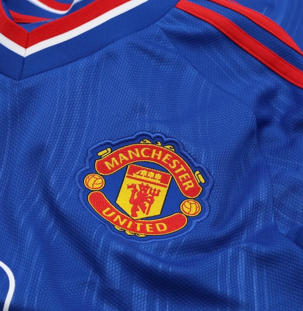 Men’s Replica Manchester United 26/27 Away Jersey