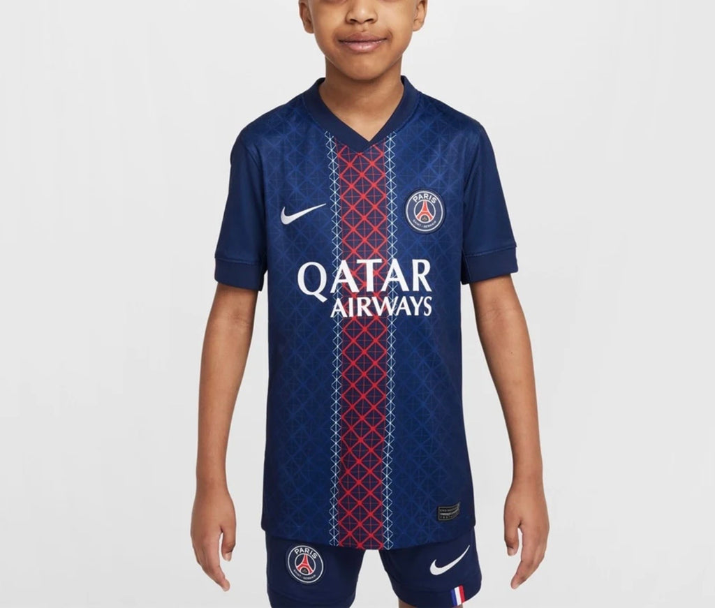Youth Paris Saint-Germain 25/26
Home Jersey Fan Version