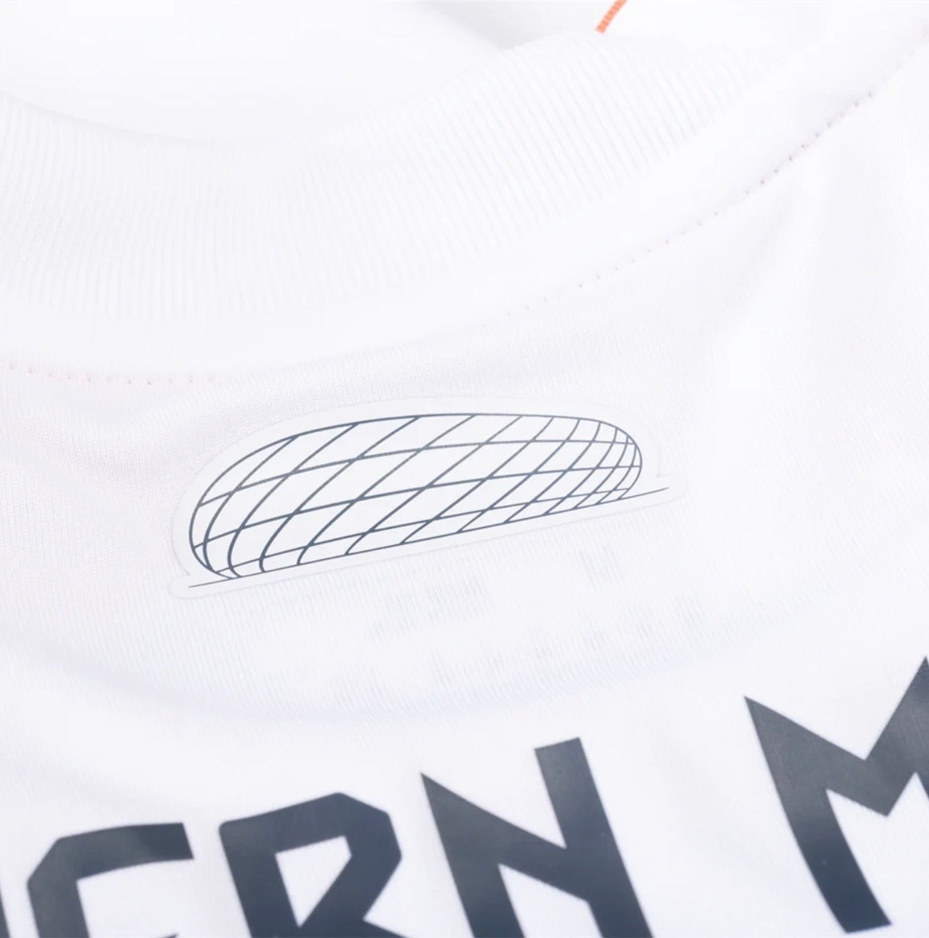 Men’s Bayern Munich 25/26 
Away Jersey Fan Version