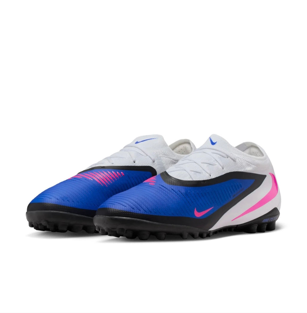 Nike React Phantom 6 Low Pro TF Turf
Soccer Cleat