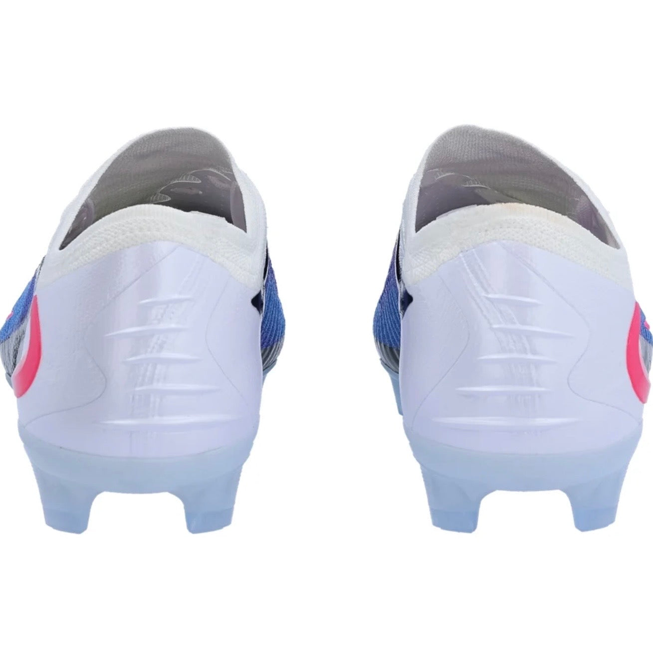 Nike Phantom 6 Elite Low FG Firm
Ground Soccer Cleat