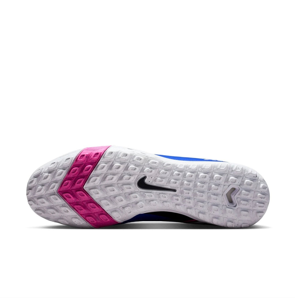 Nike Zoom Mercurial Vapor 16 Pro TF
Turf Soccer Cleat
