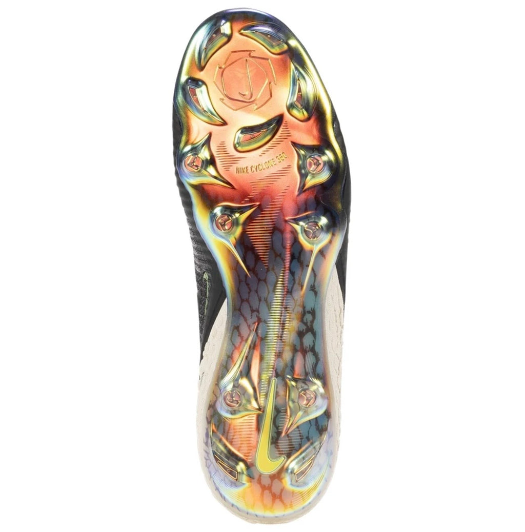 Nike Phantom 6 Low Elite Kobe SE FG
Firm Ground Soccer Cleat