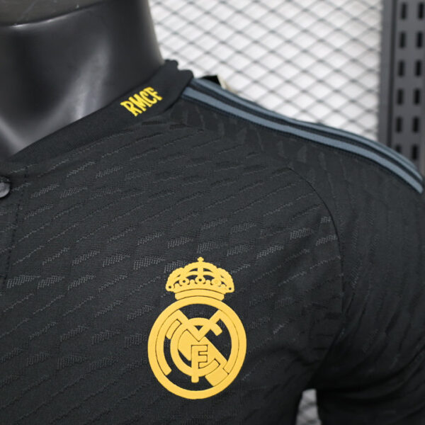 Real Madrid 23/24 Black & Gold Kit Edition – Player Version - Image 5