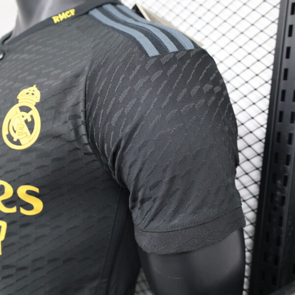 Real Madrid 23/24 Black & Gold Kit Edition – Player Version - Image 10