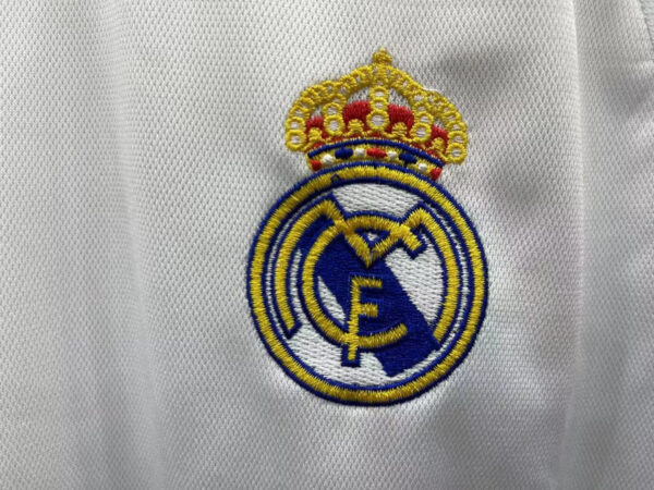 Real Madrid 23/24 Home Kit – Fan version - Image 4