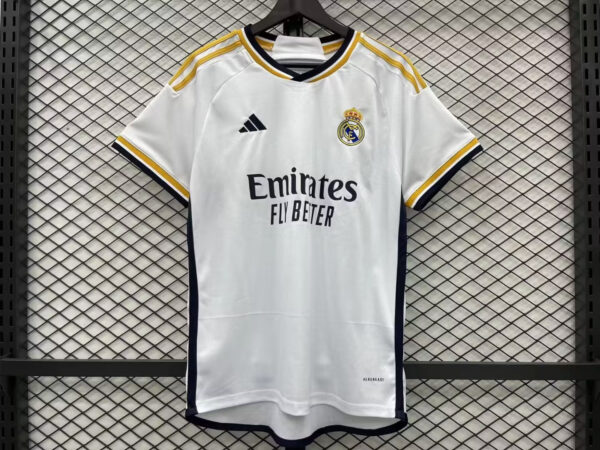 Real Madrid 23/24 Home Kit – Fan version