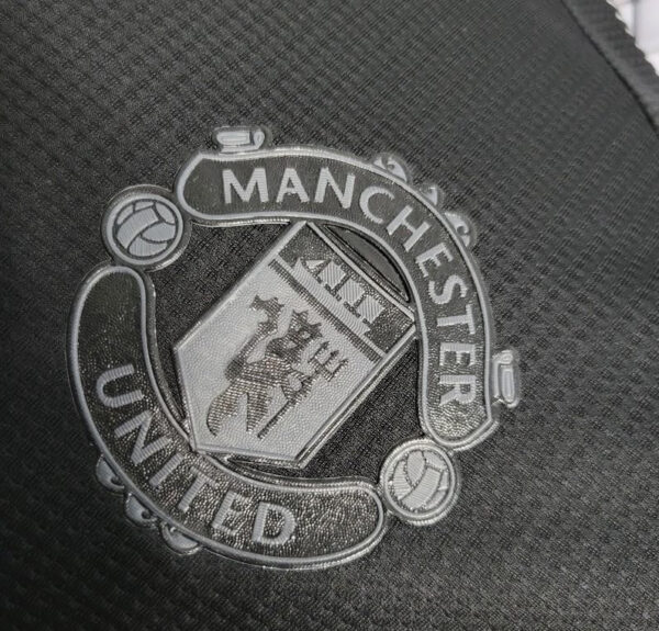 Manchester United Black Edition 22/23 – Player Version - Image 4