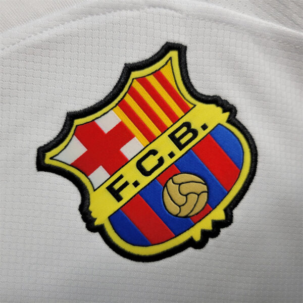 FC Barcelona 23/24 Away Kit -Long Sleeve- – Fan Version - Image 6